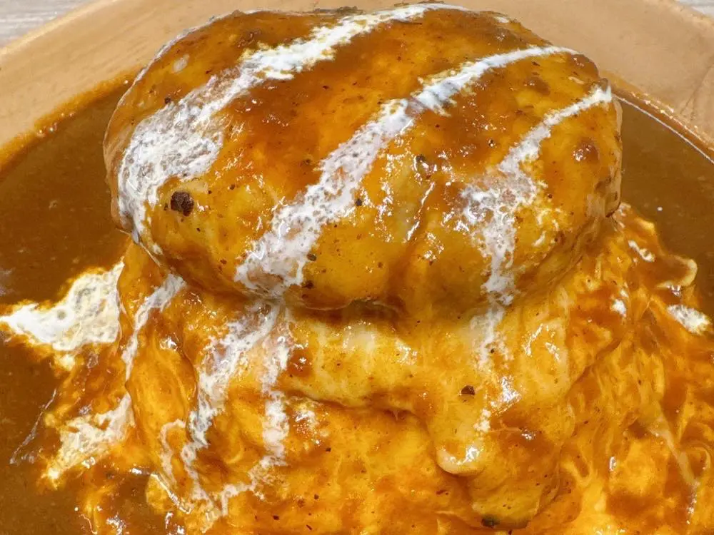 チーズバーグオムライス